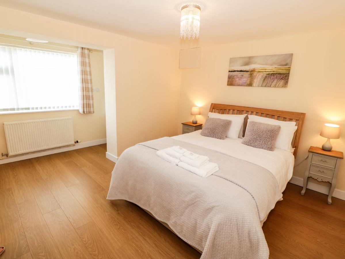 Apartamento Llain Mai Llangefni Exterior foto
